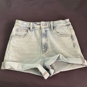 Girls blue jean shorts